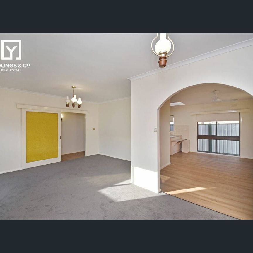 36 Sanderson St, Shepparton, Vic 3630 - Photo 1