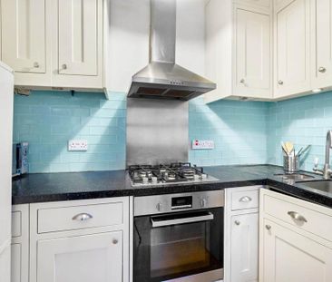 2 bedroom flat to rent - Photo 6