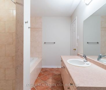 For Lease - 15 Bluewater Court, Toronto, Ontario - Photo 2