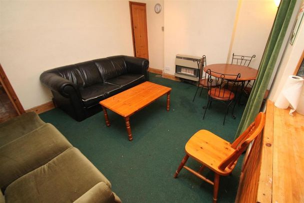 5 bedroom house to rent - Photo 1