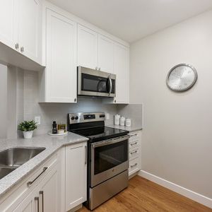 2 Bed 1 Bath C - 25 Place Casavant, Blainville - Photo 3