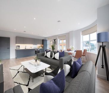 Abbots Way, Chertsey, Surrey, KT16 - Photo 1