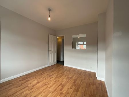 35 Northwood Drive, Belfast, BT15 3QP - Photo 4