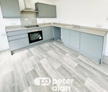 Arbutus Close - Photo 5