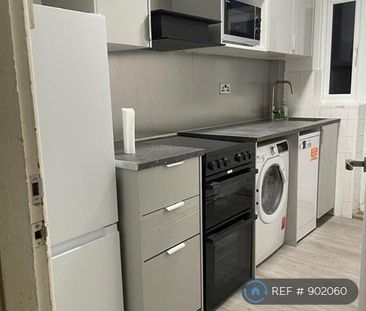 4 bedroom terraced house to rent - Photo 3