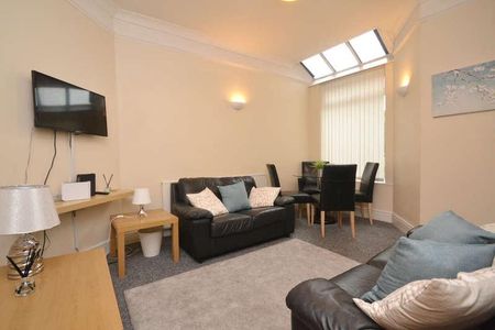 Carill Drive, Fallowfield, Manchester, M14 - Photo 3