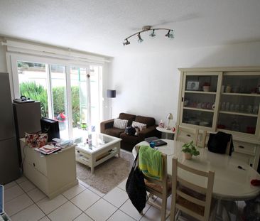 Location Appartement 2 pièces 42m² ST GEORGES DE DIDONNE 17110 - Photo 1