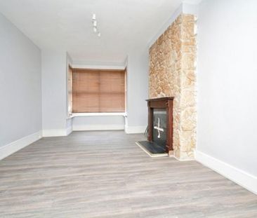 3 bedroom house to rent - Photo 2