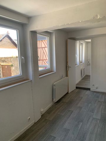 Location Appartement 3 pièces 42m² - Photo 4