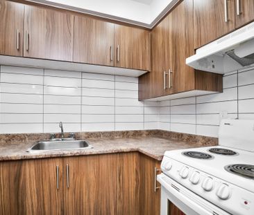 2415 Av. Madison Montréal (Côte-des-Neiges, QC H4B - Photo 5