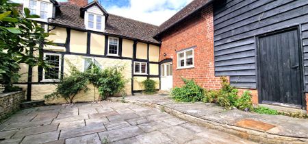 2 bed cottage to rent, Leominster, HR6 - Photo 2