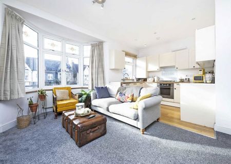 Wavertree Road, SW2 3SL, London - Photo 2