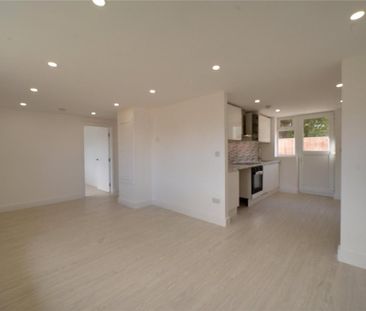 2 bedroom bungalow to rent - Photo 1