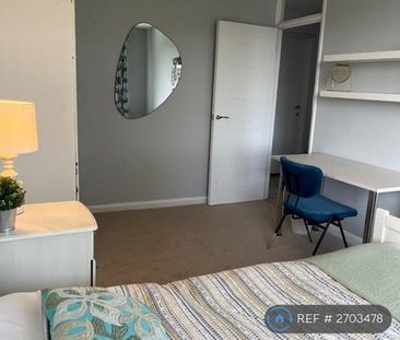 5 bedroom terraced house to rent - Photo 4