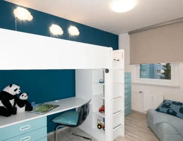 Frisch sanierte 3-Zimmer-Wohnung im EG mit Balkon - Photo 1