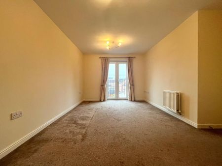 2 bedroom flat to rent - Photo 2