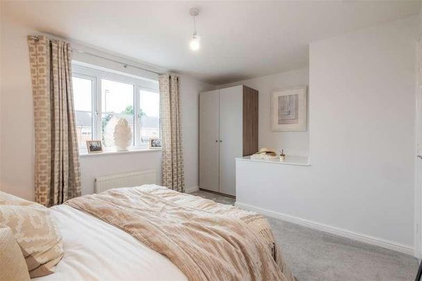 Northbeck Grange, Bradford - Photo 1