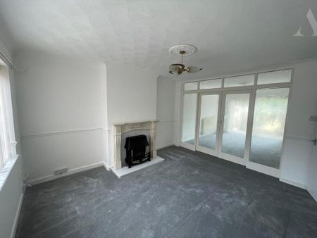 3 bedroom semi-detached house to rent - Photo 2