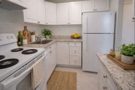 421 West Street, Orillia - Photo 5