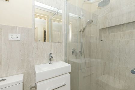 FULLY FURNISHED HOME WITH SPECTACULAR LAKE VIEWS - Photo 4