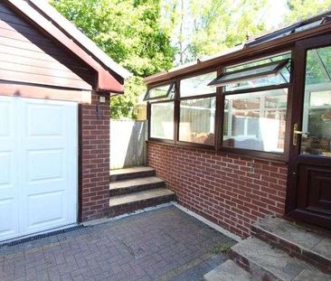 Dean Court, Queensway, Rochdale, OL11 - Photo 6