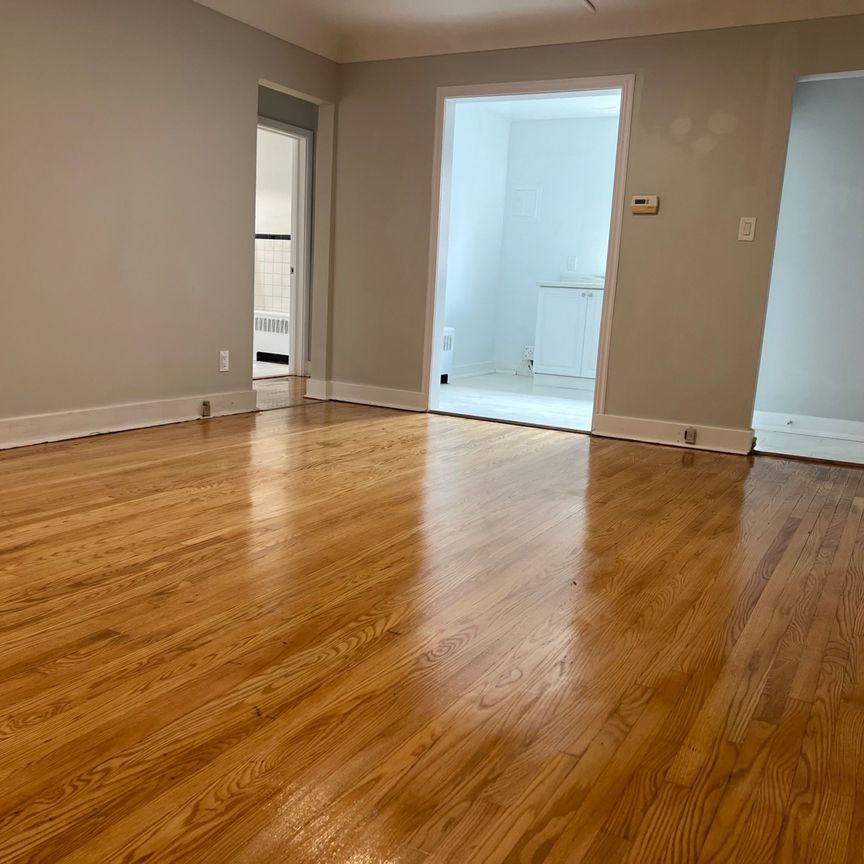 For Lease - 425 Burlington Avenue Unit# 4, Burlington, Ontario - Photo 1