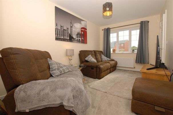 2 bedroom semi-detached house to rent - Photo 1