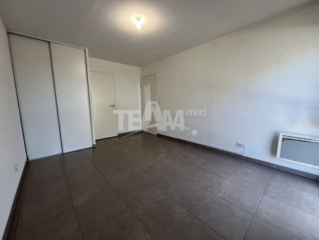 Location Appartement 2 pièces 41m² SETE 34200 - Photo 4