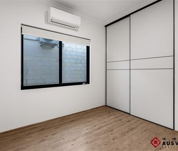 $700/w BRAND NEW 3x2 Home – Private & Modern Dual Dwelling - Photo 3