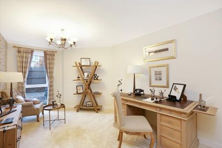 2 bedroom retirement property to rent - Photo 2