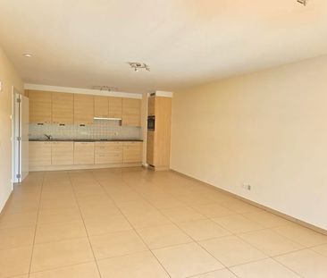 Appartement te huur - Photo 1