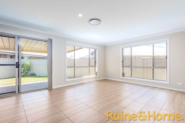 2 Lady Barron Circle, Dubbo, NSW 2830 - Photo 1