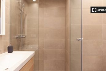 barcelona, Catalonia 08018