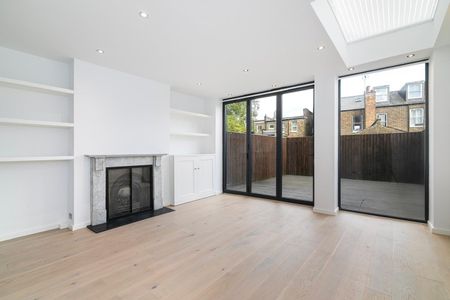 4 Bed Terraced House, Harberton Road, N19 - Photo 3