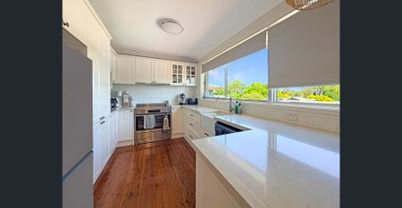 Inground pool perfect for summer! - Photo 2