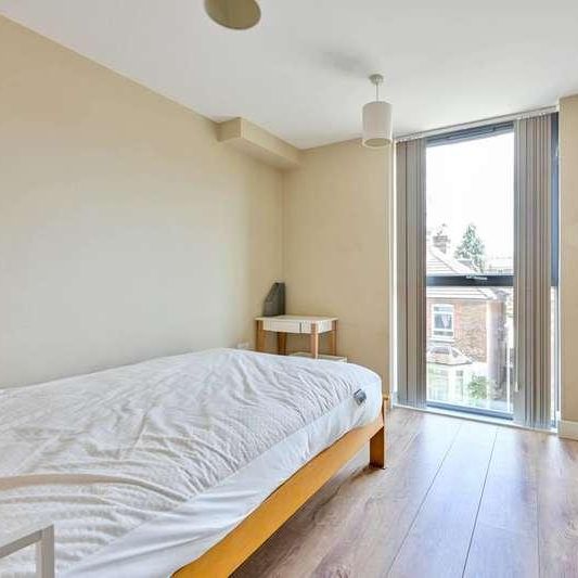 Leapale Lane, Guildford, GU1 - Photo 1