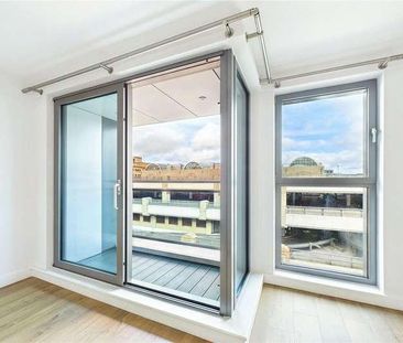 Cromwell Road, Redhill, Surrey, RH1 - Photo 4