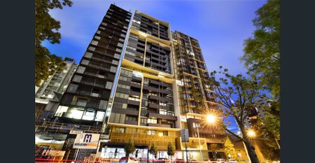 Stunning Two Bed Apartment on Level 16 with Bay Views! - Photo 5