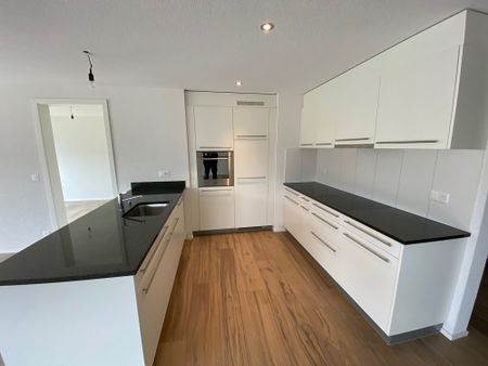 großzügige, moderne 4.5-Zimmer Wohnung 1. OG, hochwertiger Innenausbau - Photo 3