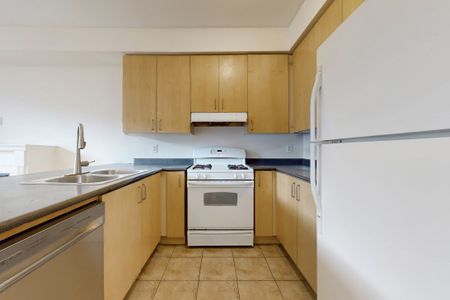 For Lease - 70 Haynes Avenue Unit# UPPER, Toronto, Ontario - Photo 3