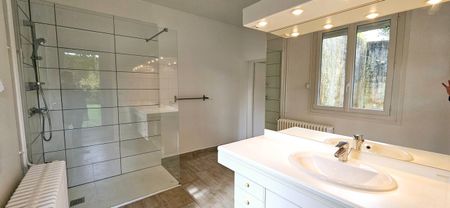 Location Maison 6 pièces 109m² EVREUX 27000 - Photo 4