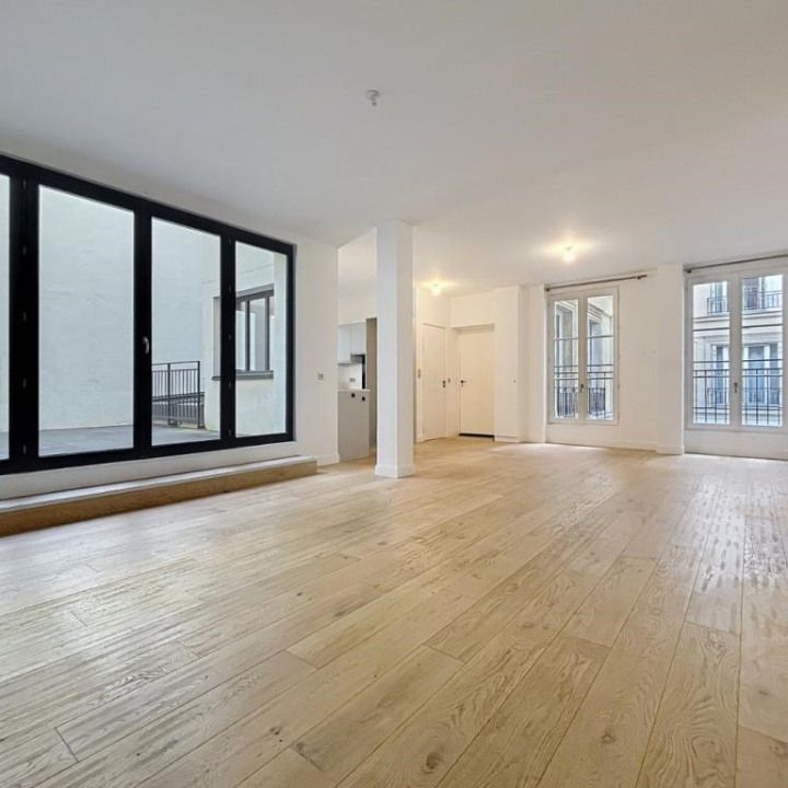 Appartement • Mairie - Photo 1