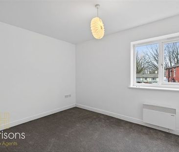 Bolton Road, Westhoughton, Bolton - Photo 4