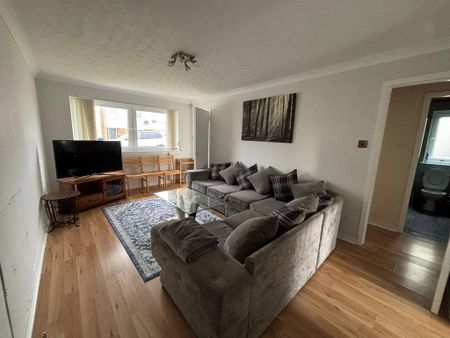 2 bedroom bungalow to rent - Photo 2