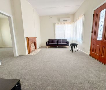 Fully Furnished 3-Bedroom Home - Private, Practical & Ready to Move In - Photo 2