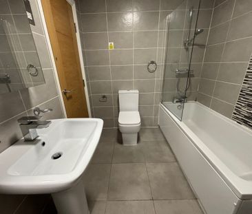 2 bedroom apartment to rent - Photo 3