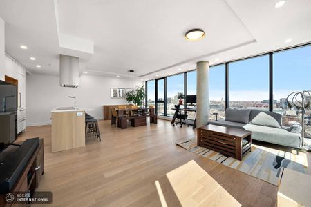 Apartment for rent in Downtown Montréal located in the vibrant Quartier des Spectacles - Photo 2