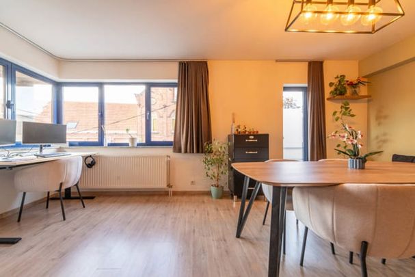 Appartement te huur - Photo 1