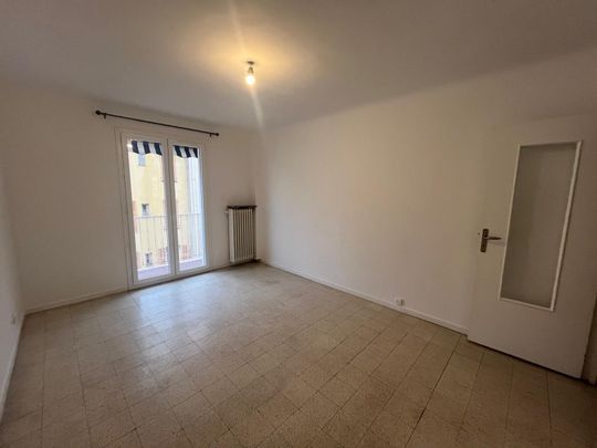 Location Appartement 3 pièces 51m² NICE 06300 - Photo 1