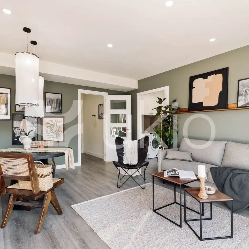 Apartamento de alquiler en Carrer de Morales, Barri de les Corts - Foto 1